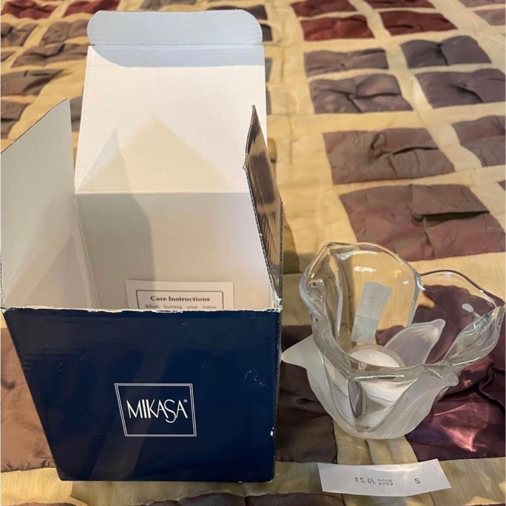 New in box Mikasa Crystal votive holder